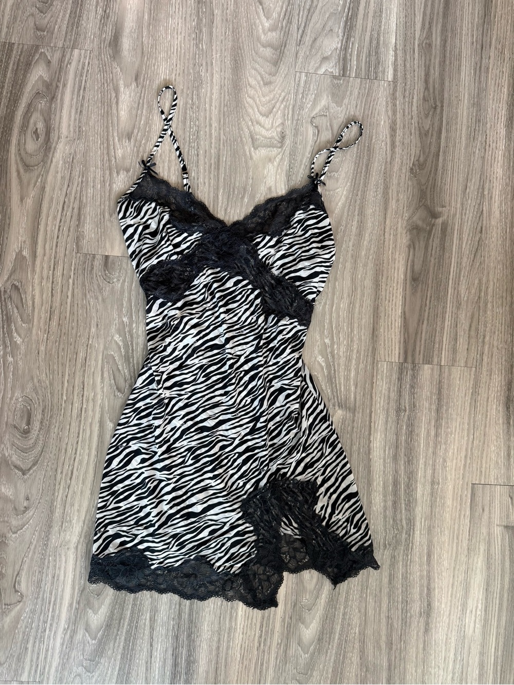 Victoria’s Secret Y2K Zebra Print Lace Slip Dress Chemise S/P